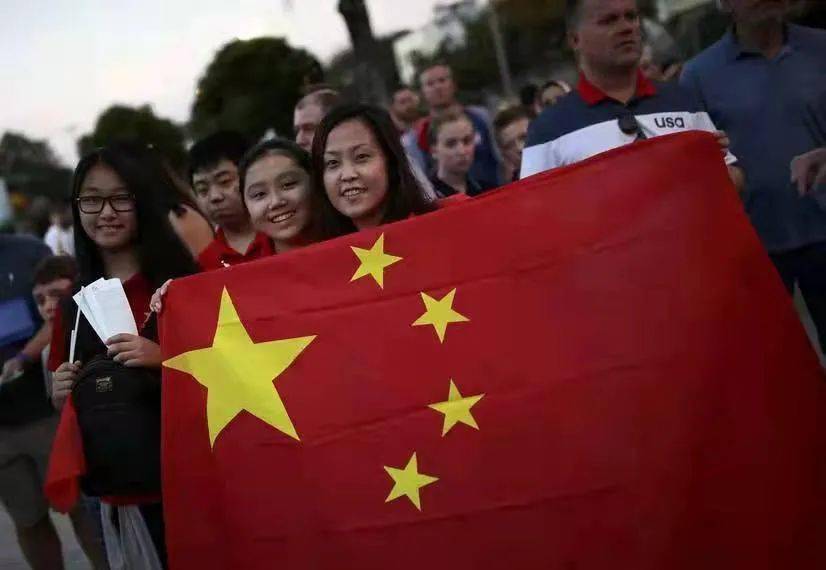 关于逐鹿中原！各队为了捧起总冠军奋力拼搏的信息