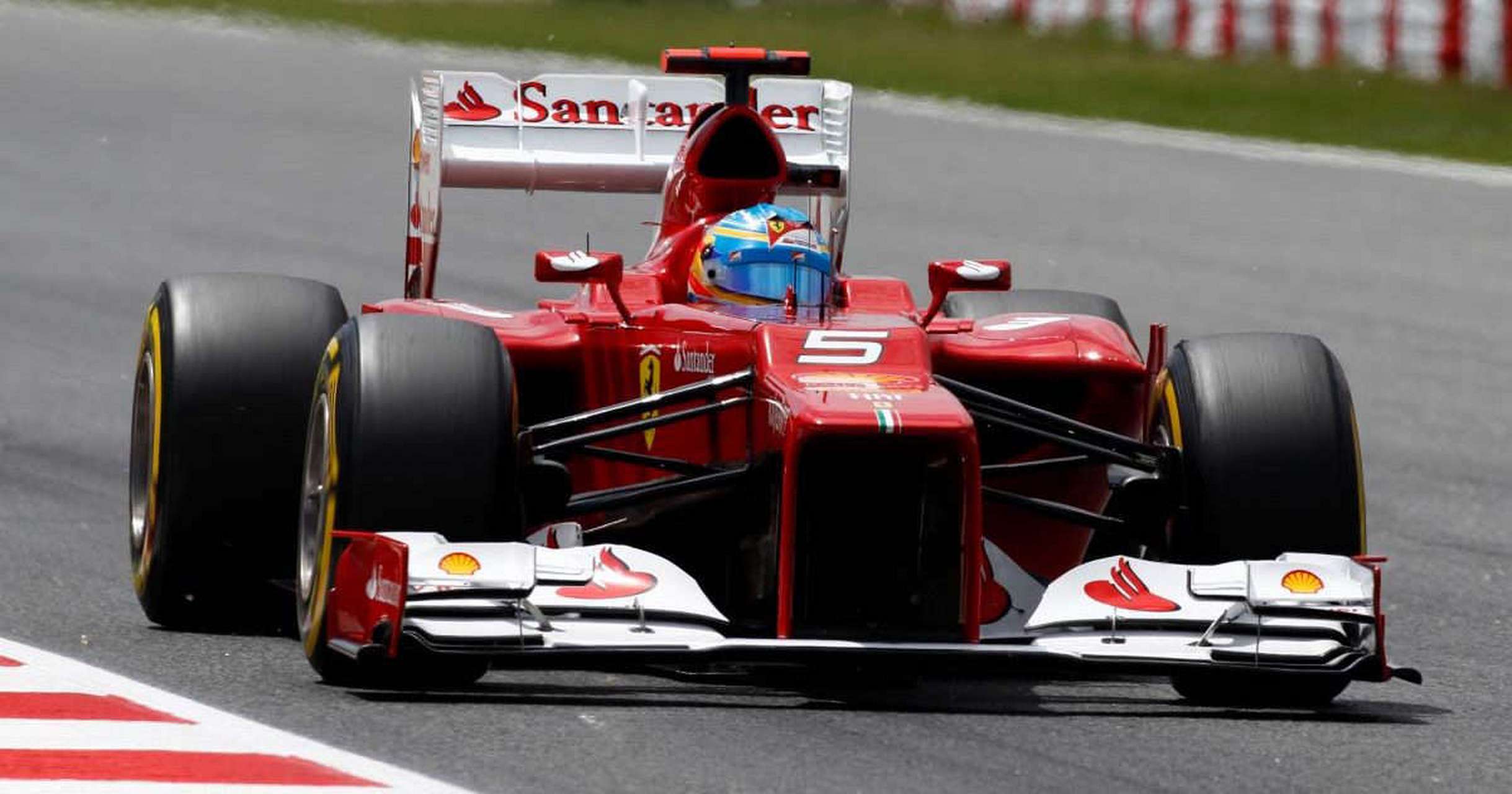 法拉利翻盘梅赛德斯，阿隆索带队取胜