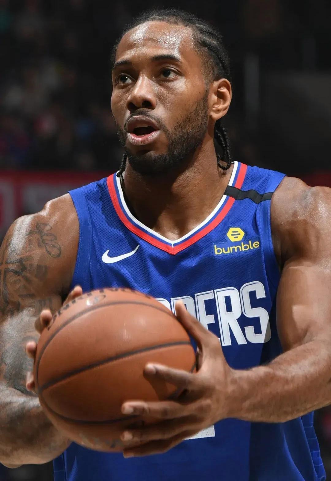 步行者全面压制独行侠，伦纳德冠军级表现